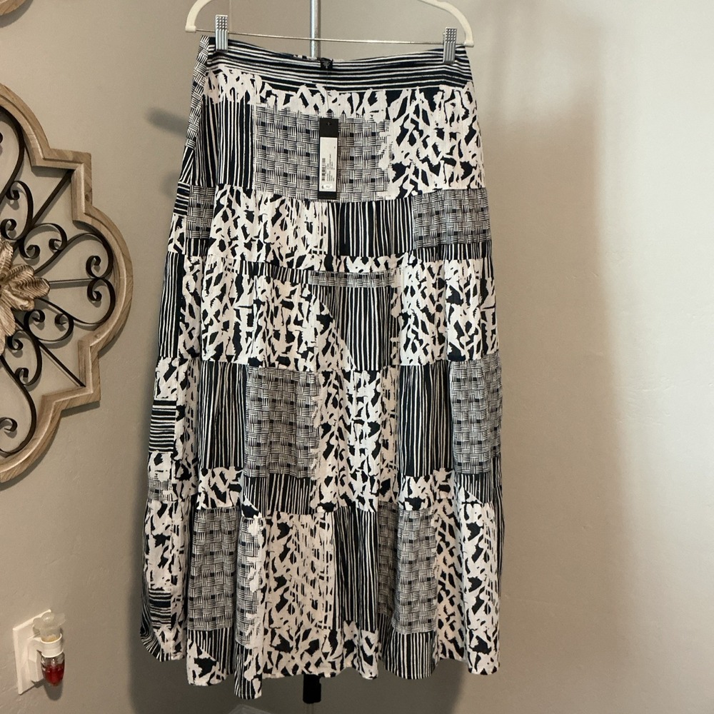 Gorgeous! ISDA & Co. White Dark Navy Cotton Midi Skirt Women's Size 4 NWT‎